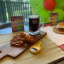 Sambut Hari Kemerdekaan RI, Restoran Ini Hadirkan Menu Baru dengan Saus Merah Putih