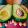 5 Dampak Negatif untuk Kesehatan Jika Terlalu Banyak Mengonsumsi Alpukat