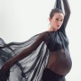 Julie Estelle Lahirkan Putri Pertama, Nama Anaknya Jadi Perhatian Warganet