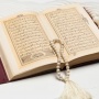 Isi Kandungan Surat At Taubat Ayat 105 Lengkap dengan Tulisan Arab Latin dan Artinya