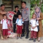 Kisah Pilu 3 Bersaudara Siswa SD, Gantian Pakai Sepatu ke Sekolah