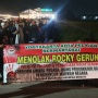 Sejumlah Elemen Masyarakat Tolak Kedatangan Rocky Gerung di Jogja