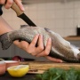 8 Tips Memasak Ikan Laut agar Tidak Amis, Harus Pakai Air Jeruk Nipis?