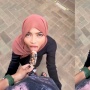 Oklin Fia Bikin Konten Jilat Eskrim dan Lidah, Netizen Geram: Enggak Pantas Pakai Jilbab