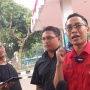 RESMI! PDIP Laporkan Pembakaran Bendera oleh Massa Pro Rocky Gerung ke Polisi