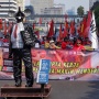 Tuntut UU Cipta Kerja Dicabut, Ribuan Buruh Gelar Aksi