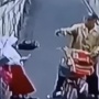 Bejat! Viral Pedagang Keliling Diduga Lakukan Pelecehan ke Anak SD, Aksinya Terekam CCTV