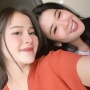 7 Potret Ibu Bella Bonita, Parasnya yang Awet Muda Jadi Sorotan Netizen +62