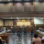 Saksi Korupsi Lukas Enembe Berbelit-Belit, Hakim Ingatkan 10 Perintah Tuhah: Jangan Bersumpah Palsu!
