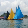 Sambut HUT RI, Warga Singapura dan Malaysia Meriahkan Lomba Sampan Layar di Belakangpadang Batam