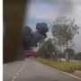 Breaking News: Pesawat Jet Jatuh di Jalan Raya Malaysia, 10 Orang Tewas