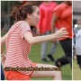 Aksi Ayu Ting Ting Ikut Main Sepak Bola Jadi Sorotan: Padahal Outfit Udah Kece Neng