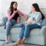 4 Zodiak yang Selalu Meminta Pendapat Orang Lain dalam Mengambil Keputusan