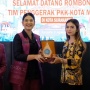 Saingi Selvi Ananda, Kahiyang Ayu Diam-Diam Kenakan Tas Mewah dari Bottega Veneta