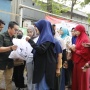 Respon Keluhan Harga Bahan Pokok, Sahabat SandiUno DKI Jakarta dan Fafi Peduli Gelar Sembako Murah