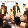 Dampingi Jokowi Hadiri Muktamar Sufi Dunia, Ganjar Pranowo Terciduk Gandengan dengan Prabowo Subianto