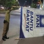 Kota Surabaya Dibanjiri APK Partai dan Bacaleg, Warga: Pemandangan Jadi Buruk