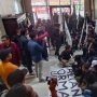 BREAKING NEWS! Ratusan Mahasiswa UIN Raden Mas Said Surakarta Duduki Kantor Rektorat, Buntut Polemik Aplikasi Pinjol