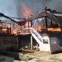 Breaking News, Belasan Rumah Panggung Terbakar di Semendo Muara Enim
