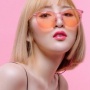 Ash-B Beri Tandatangan di Area Dada dan Bokong Fans, Begini Respons Knetz