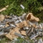 Ratusan Bungkus Rokok Dibuang di Pekanbaru: Banyak yang Ambil, Udah Habis!