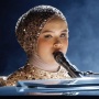 Putri Ariani Bawakan Lagu U2 di Semifinal AGT 2023, Ternyata Lagu Ini Punya Makna yang Dalam