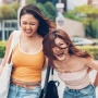 Apa Itu LOL? Istilah Viral yang Sering Dipakai di Media Sosial