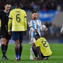 Momen Kocak Lionel Messi Gocek Pemain Termahal Liga Inggris Moises Caicedo hingga Terjungkal