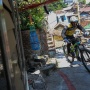 Bersepeda Melewati Perkampungan di Ajang Urban Downhill Semarang