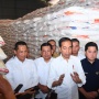 Harga Beras Mahal Padahal Stok Cukup, Ini Kata Jokowi