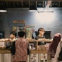 Kisah Inspiratif: Jualan Gerobak Sering Dipandang Sebelah Mata, Pria Ini Buktikan Angkringannya Beromzet Fantastis!