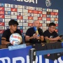Demi Biayai Tim, Pelatih PSM Makassar Bernardo Tavarez Lelang Trofi dan Jersey