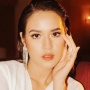 Ekspresi Melongo Raisa Jadi Sorotan saat Ketemu Jungkook, Warganet: Masih Gantengan Suamimu, Mbak!