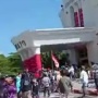 Rumah Dinas Bupati Pohuwato dan Kantor DPRD Pohuwato Juga Dirusak Massa