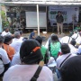 Antusias Driver Ojol Ikuti Edukasi Safety Riding dan Pembagian Sepatu Gratis