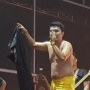 Anti Mainstream, Aldi Taher Bagi-Bagi 'Celana Mantan Suami Dewi Perssik' ke Penonton Pestapora