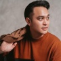 Biodata dan Agama Gilang Dirga, Artis dan Bacaleg yang Tersandung Kasus Judi Online