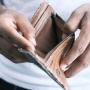 8 Tips Mengatasi Teman Sering Berutang, Prioritaskan Keuangan Anda!