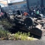 Mobil Pikap Terbalik di Jalan Sukomanunggal Surabaya, Begini Kondisi Sopir dan Penumpang