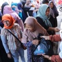 Harga Beras Meroket, Relawan Sandiaga Uno Buka Bazar Sembako Murah: Laris Sekejap Mata