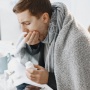 4 Obat Batuk Alami Terbaik, Garam hingga Jahe Bisa Jadi Solusi!