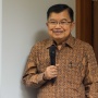 Jusuf Kalla Puji Khofifah Karena Tolak Tawaran Para Capres: Bukti Cinta