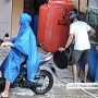 Hujan Guyur Pontianak, Dua Maling Kedapatan Santai Curi Tong Air