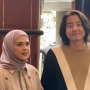 Cerita Haru Roger Danuarta dan Cut Meyriska Penuhi Keinginan Anaknya yang Masih 3 Tahun untuk Sentuh Kabah