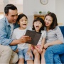 Dear Parents, Ketahui 5 Risiko Tersembunyi Penggunaan Aplikasi AI pada Anak
