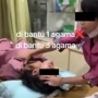 Wanita Diduga Kesurupan, Aksi Teman Baca Doa 3 Agama Viral: Setannya Pensiun Jadi Setan