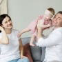 6 Tren Parenting yang Banyak Dilakukan Orang Tua Milenial Saat Ini