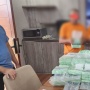 Terjadi Kejar-kejaran, Polisi Ringkus 3 Pria Bawa 65 Kg Sabu dari Malaysia ke Medan