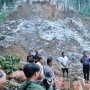 2 Petugas Swadaya Air Masyarakat Hilang Tertimbun Longsor di Simalungun, Petugas Kerahkan Alat Berat