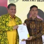 Head to Head Gibran vs Ridwan Kamil: Kok Bisa Golkar Pilih Anak Jokowi?